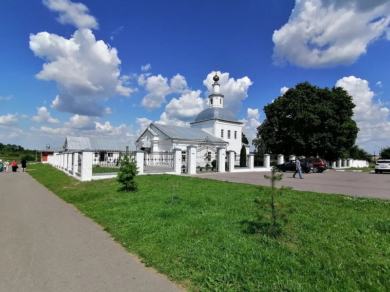 Храм