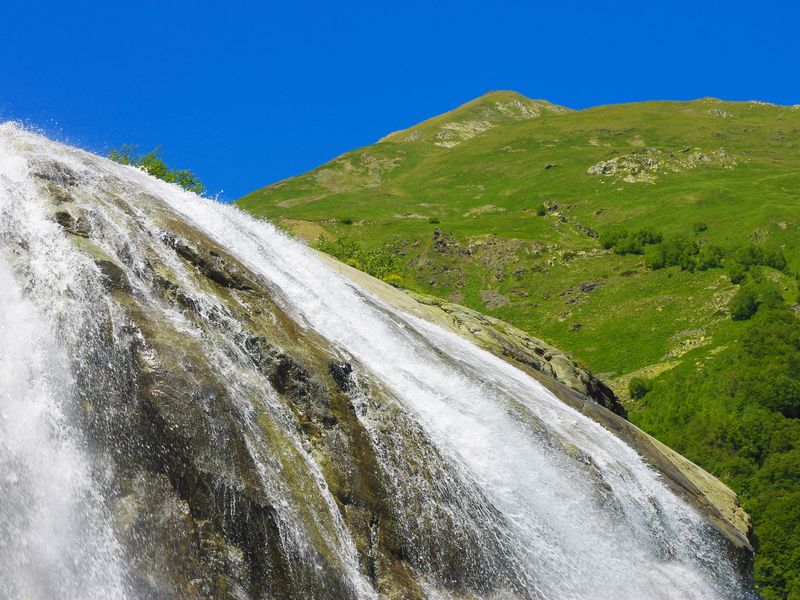Алибекский водопад