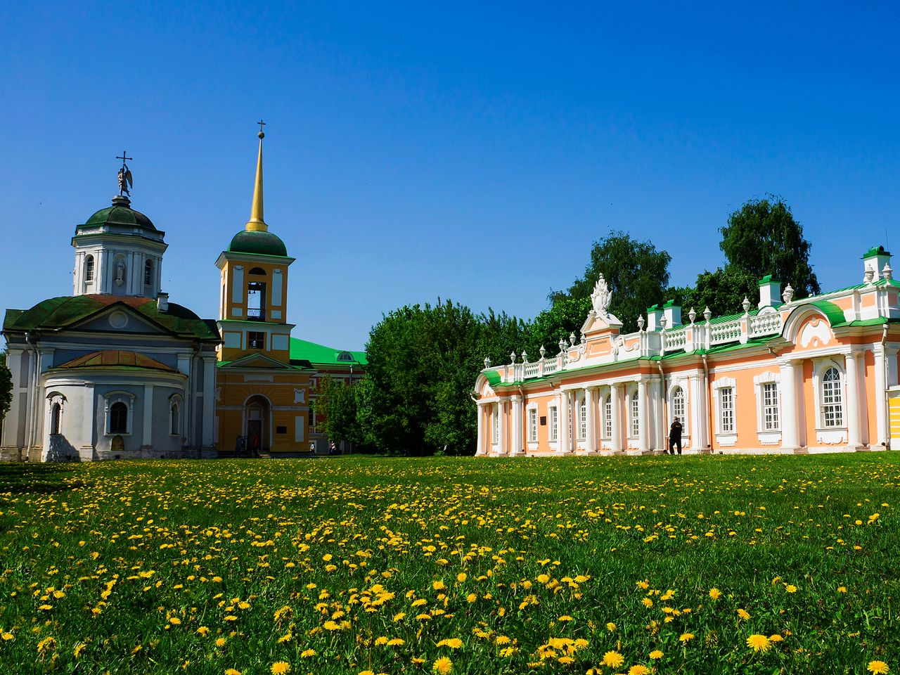 Kuskovo estate tour - индивидуальная экскурсия в Москве на машине гида длительностью 4 часа с количеством участников до 4 человек цена экскурсии 18000₽