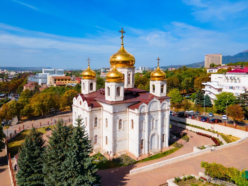 Индивидуальная экскурсия по христианским святыням Кавказа - индивидуальная экскурсия в Пятигорске на машине гида длительностью 7 часов с количеством участников до 5 человек цена экскурсии 14400₽