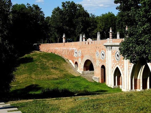 Усадьба Царицыно — дворцовый ансамбль императрицы — фото 2