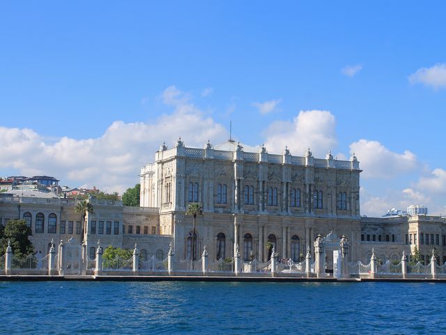 Величественные дворцы на Босфоре
