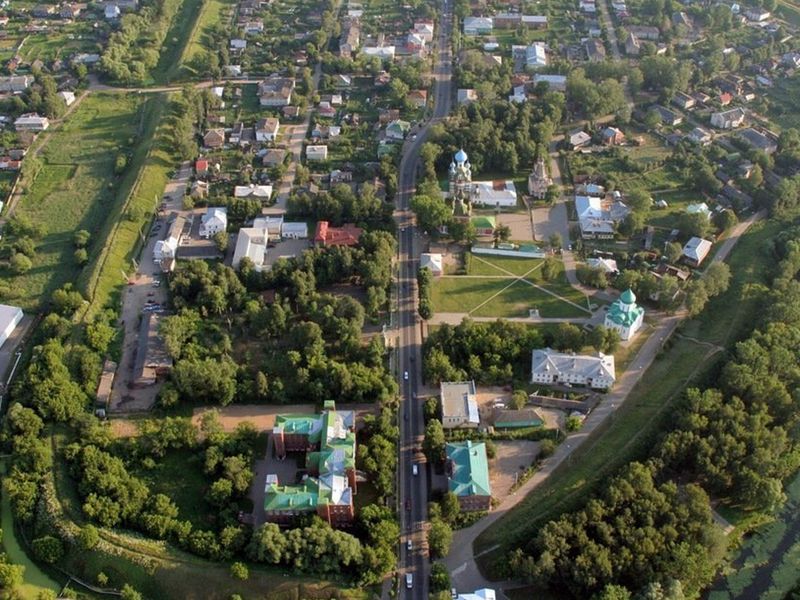 Сборная пешая экскурсия выходного дня по Переславлю-Залесскому - групповая экскурсия в Переславле-Залесском пешком длительностью 1.5 часа с количеством участников до 10 человек цена экскурсии 1000₽