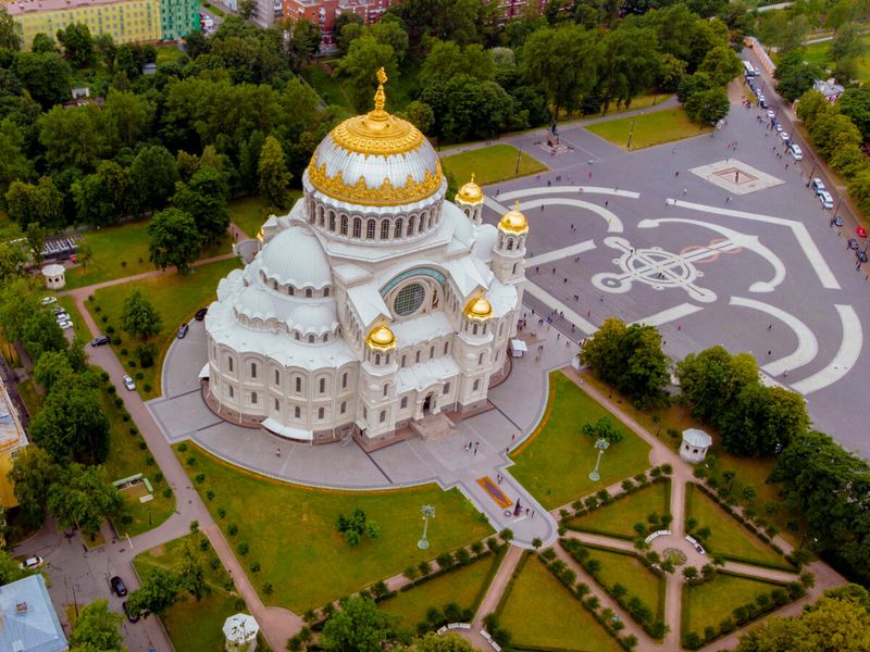 Кронштадт за 3 часа - индивидуальная экскурсия в Кронштадте пешком длительностью 3 часа с количеством участников до 10 человек цена экскурсии 6600₽