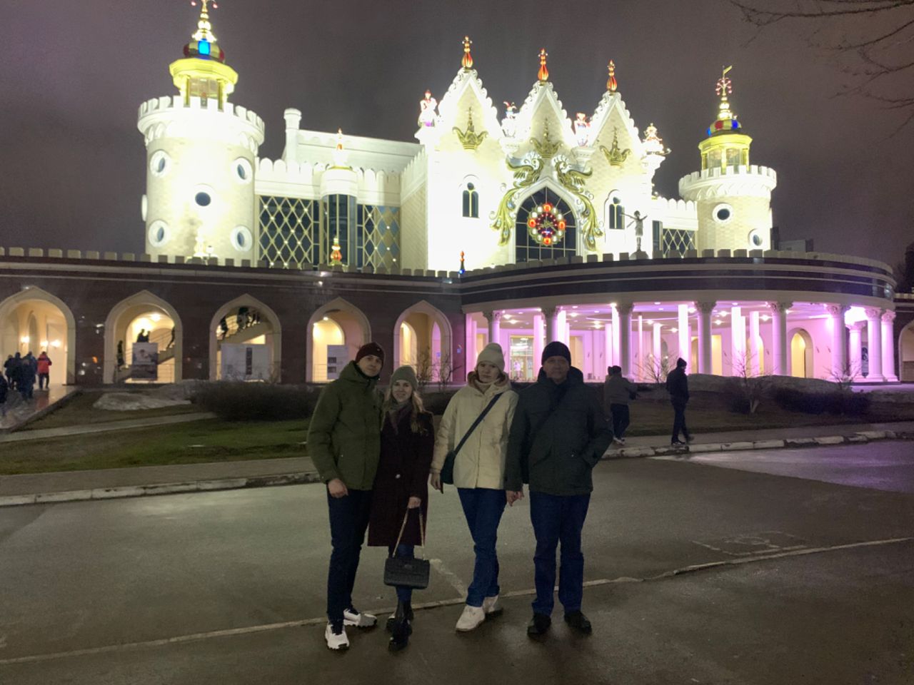 Обзорная экскурсия "Казань — будем знакомиться!" - индивидуальная экскурсия в Казани на машине гида длительностью 3 часа с количеством участников до 8 человек цена экскурсии 10700₽