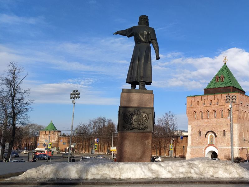 Памятник