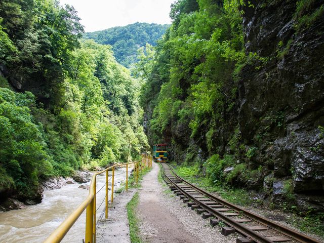 Индивидуальная экскурсия из Краснодара в Гуамское ущелье — фото 2