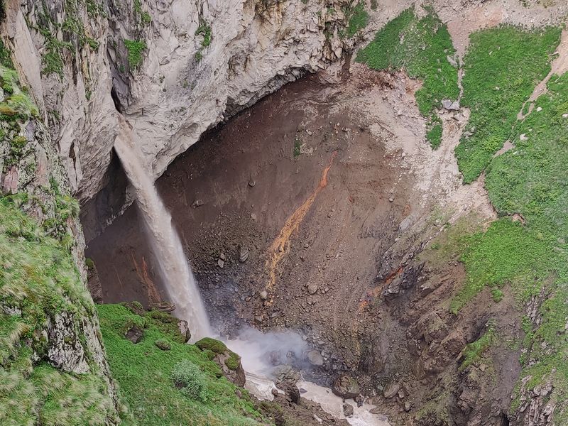 Водопад Эмир (Кызыл-Кол)