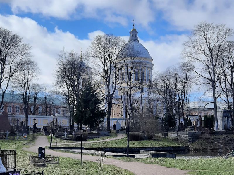 В СПб