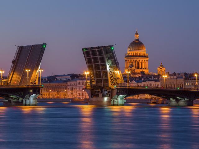 Экскурсия «Ночная поездка к разводным мостам» в Петербурге — фото 2