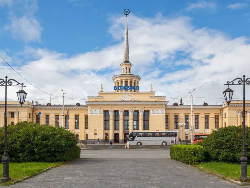 Главные локации карельской столицы - индивидуальная экскурсия в Петрозаводске на машине гида длительностью 2 часа с количеством участников до 4 человек цена экскурсии 10700₽