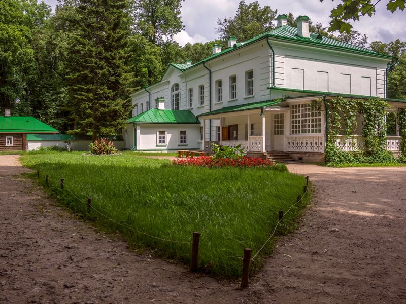 Обзорная экскурсия «3 главные локации Тульской земли» - индивидуальная экскурсия в Туле на машине гида длительностью 6 часов с количеством участников до 4 человек цена экскурсии 30000₽