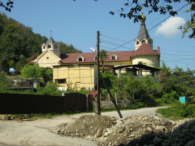 Храм