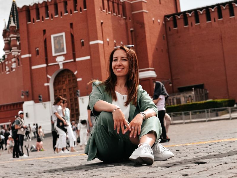 Фотосвидание с Москвой - индивидуальная экскурсия в Москве пешком длительностью 1 час с количеством участников до 4 человек со скидкой 20% цена экскурсии 7200₽