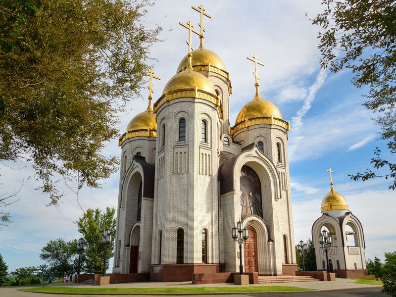 Индивидуальная экскурсия по православным святыням Волгограда - индивидуальная экскурсия в Волгограде на машине гида длительностью 4 часа с количеством участников до 4 человек со скидкой 20% цена экскурсии 12720₽