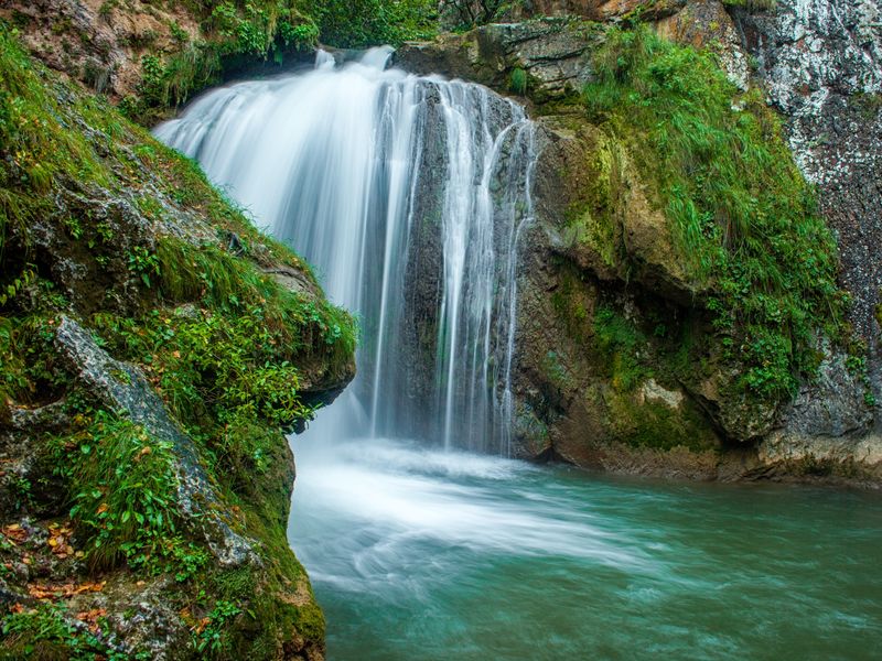 Индивидуальная экскурсия на Медовые водопады из Пятигорска - индивидуальная экскурсия в Пятигорске на машине гида длительностью 6 часов с количеством участников до 4 человек цена экскурсии 11000₽