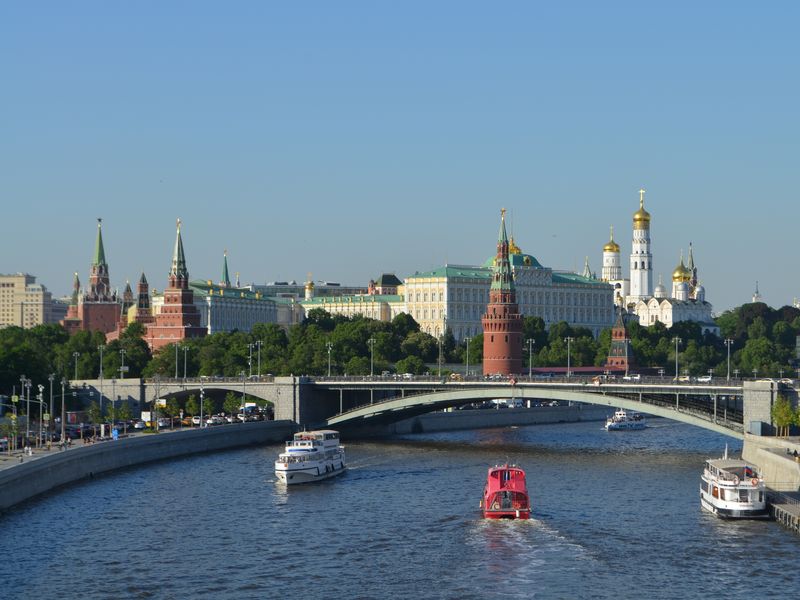 Москва за один день. Максимум впечатлений! - индивидуальная экскурсия в Москве на машине гида длительностью 8 часов с количеством участников до 4 человек цена экскурсии 23400₽