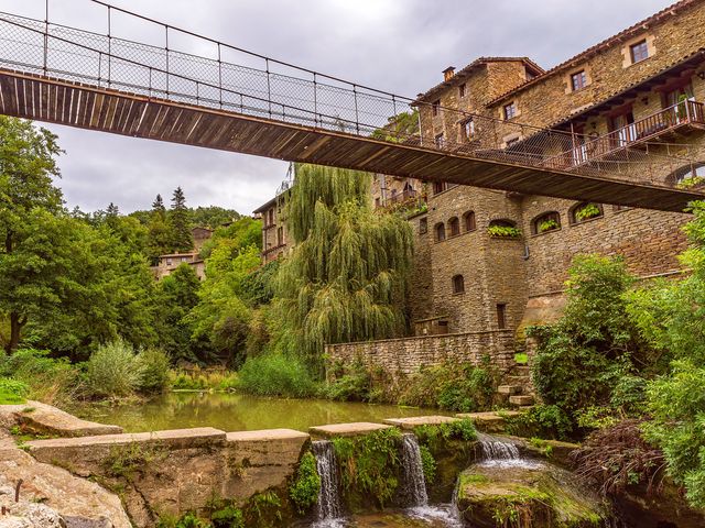 Экскурсия из Барселоны: Средневековый флёр Рупита и Бесалу — фото 2