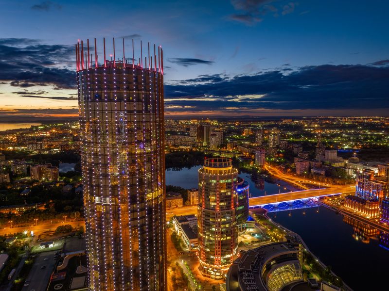 Индивидуальная экскурсия с фотосессией в Екатеринбурге - индивидуальная экскурсия в Екатеринбурге пешком длительностью 1 час с количеством участников до 1 человек цена экскурсии 6000₽