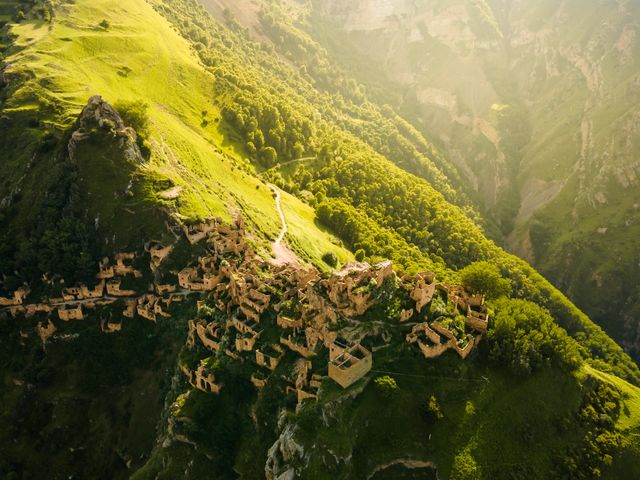 Индивидуальная экскурсия из Махачкалы в аул-призрак Гамсутль — фото 2