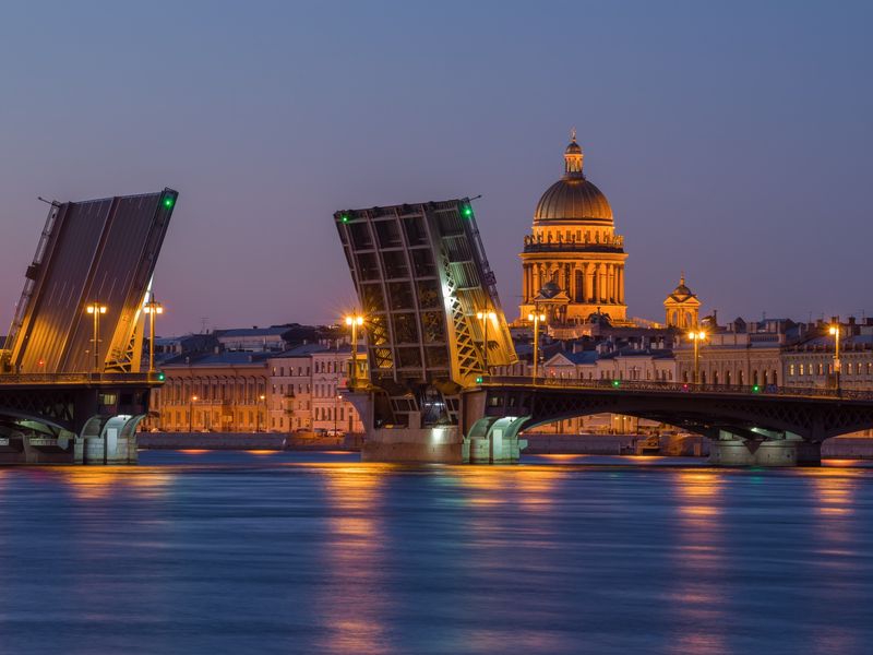 Разведение мостов в Санкт-Петербурге