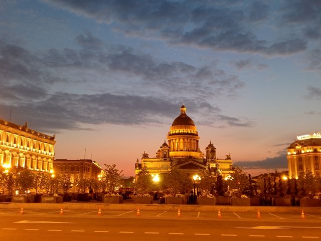 По вечернему Санкт-Петербургу на автомобиле — фото 2