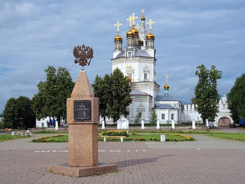 2-дневный тур из Перми «Верхотурье — духовный центр Урала» - индивидуальная экскурсия в Перми на машине гида длительностью более 12 часов с количеством участников до 4 человек цена экскурсии 40000₽