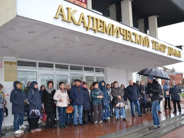 Обзорная пешеходная экскурсия в группе по Владимиру — фото 2