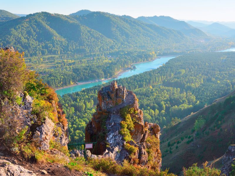 Горный Алтай. Кругосветка за 7 дней - групповая экскурсия в Горно-Алтайске на машине гида длительностью более 12 часов с количеством участников до 8 человек цена экскурсии 210000₽