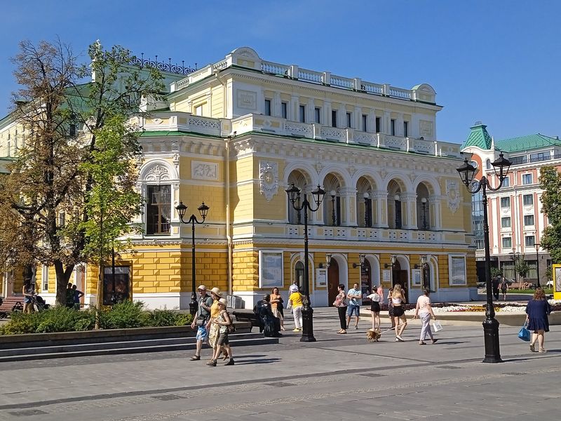Большая Покровская улица