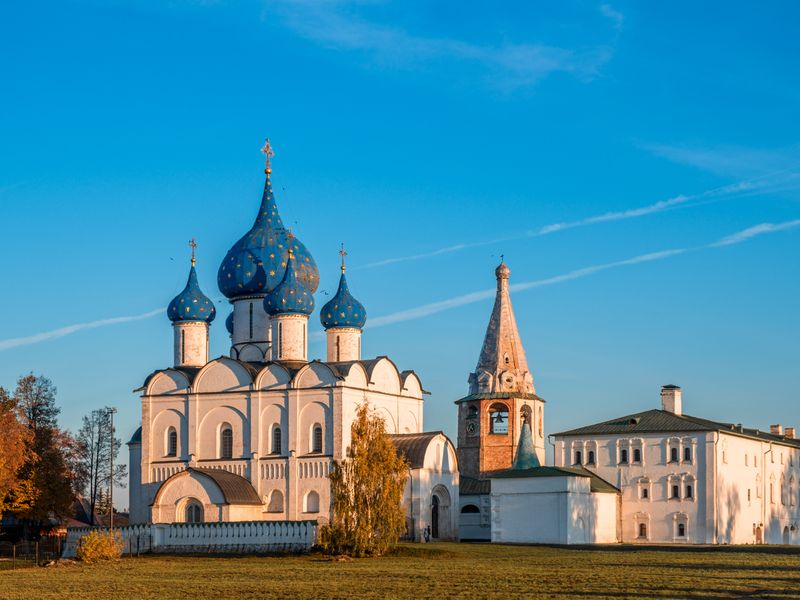 В колоритный Суздаль из Нижнего Новгорода - групповая экскурсия в Нижнем Новгороде на автобусе длительностью более 12 часов с количеством участников более 20 человек цена экскурсии 4700₽