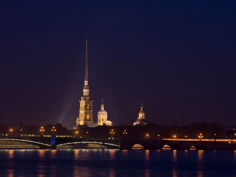 Сити-тур с посещением Петропавловской крепости - индивидуальная экскурсия в Санкт-Петербурге на автобусе длительностью 4 часа с количеством участников до 7 человек цена экскурсии 11500₽