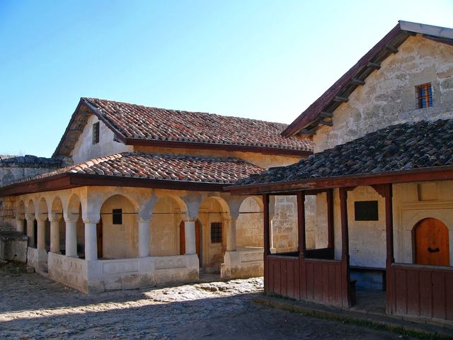 Групповая экскурсия в Бахчисарай и Чуфут-Кале на 1 день — фото 2
