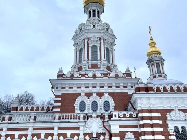 Экскурсия в православные храмы и часовню Ксении Блаженной — фото 2