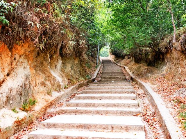 Экскурсия от Дуликхеля до монастыря Намо Будды за 1 день в группе — фото 3