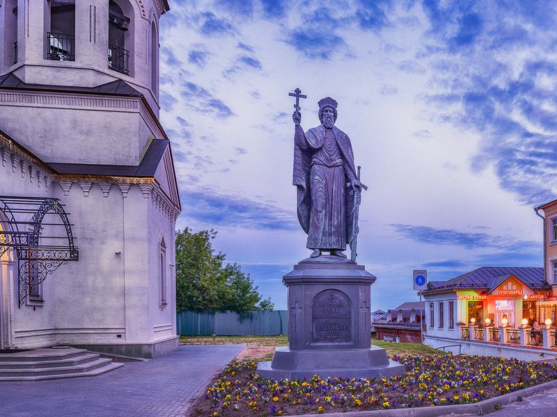 Монумент Князю Владимиру