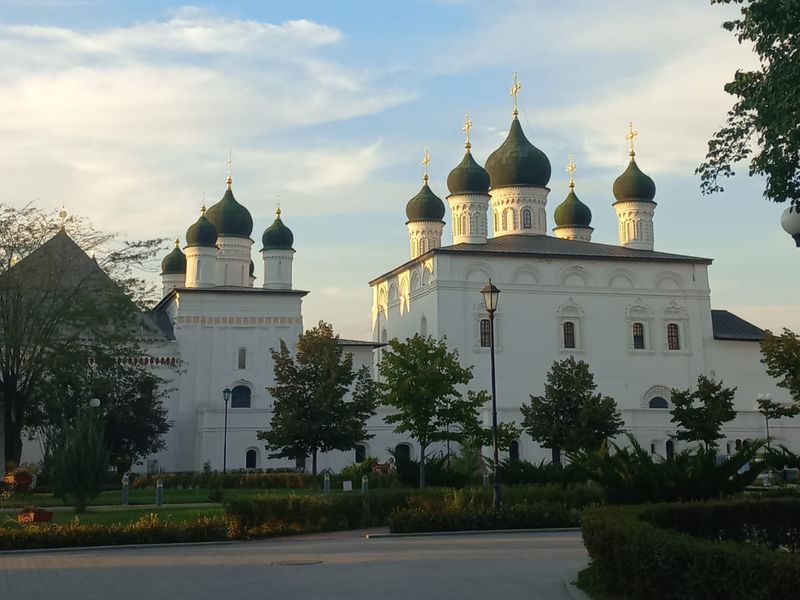 Стены древнего Кремля - индивидуальная экскурсия в Астрахани пешком длительностью 1 час с количеством участников до 6 человек цена экскурсии 5300₽