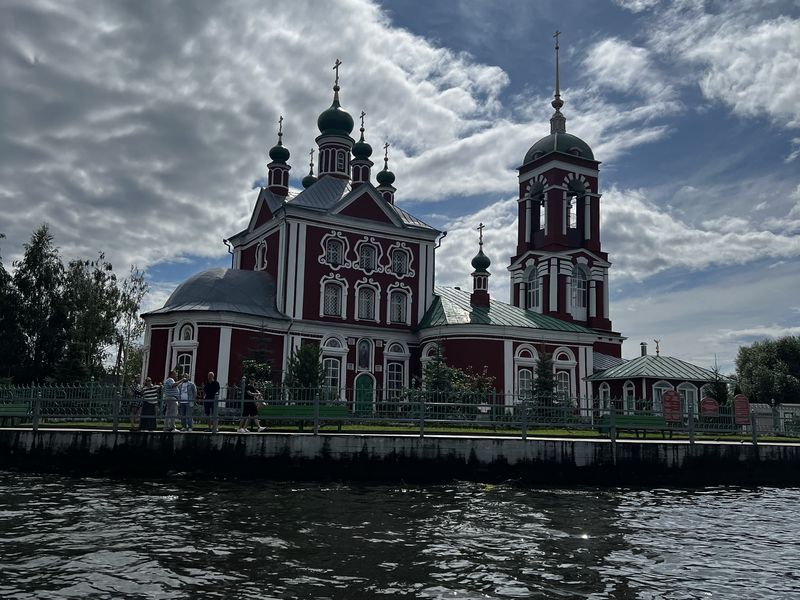 Храм