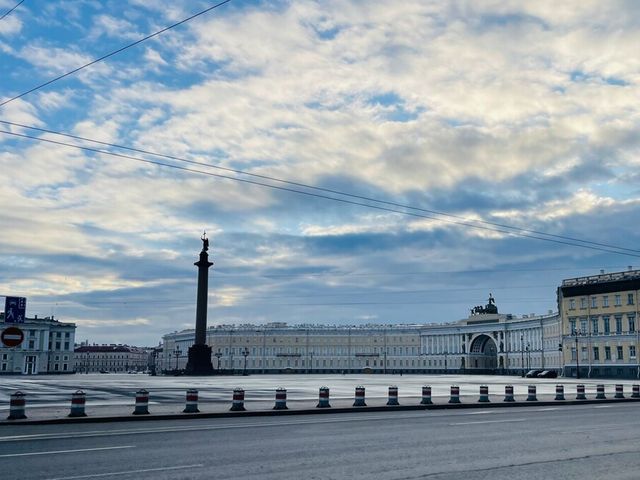 Обзорный сити-тур в Санкт-Петербурге с посещением Эрмитажа — фото 3