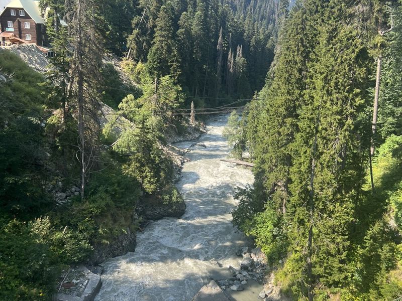 Река аманауз