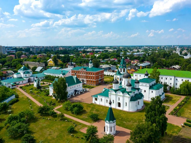 Индивидуальная пешая экскурсия «Муромский Арбат» - индивидуальная экскурсия в Муроме пешком длительностью 2 часа с количеством участников до 5 человек цена экскурсии 5500₽