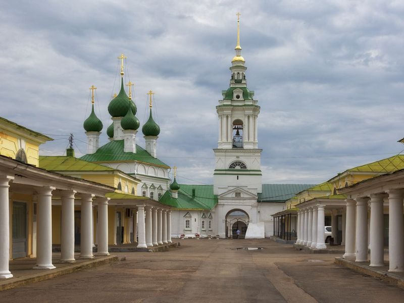 Индивидуальная экскурсия в Костроме: город и горожане - индивидуальная экскурсия в Костроме пешком длительностью 3 часа с количеством участников до 6 человек цена экскурсии 6950₽