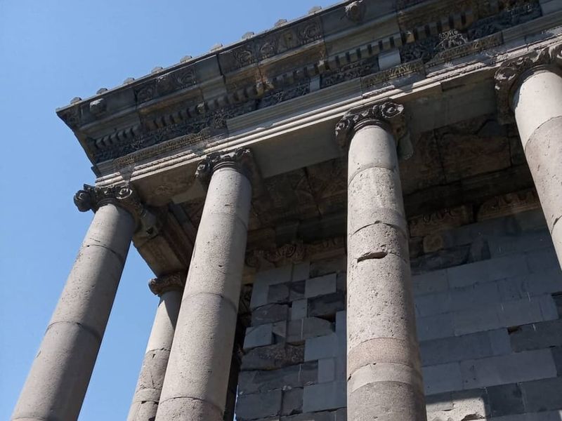 Экскурсия на выходные в Армении: насыщенно,четко, незабываемо - индивидуальная экскурсия в Ереване на машине гида длительностью более 12 часов с количеством участников до 4 человек цена экскурсии 950€