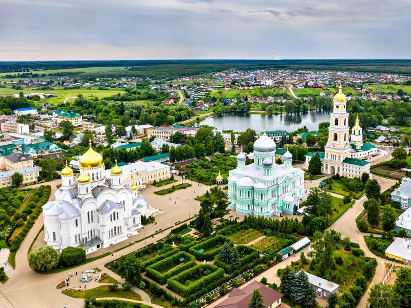 Индивидуальный сити-тур в Муроме и духовный центр в Дивеево - индивидуальная экскурсия в Муроме пешком длительностью 5 часов с количеством участников до 10 человек цена экскурсии 12875₽