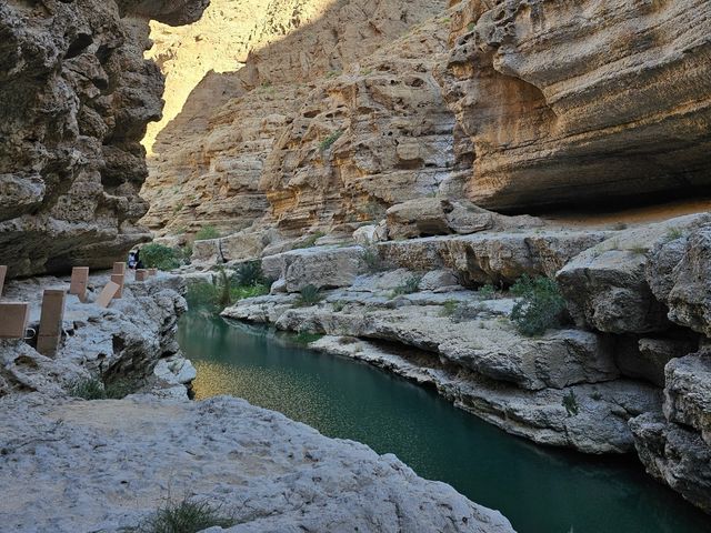 Экскурсия из Маската в Оазис Вади Шаб и озеро Бимма Синкхол — фото 2