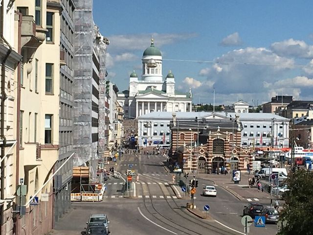 Индивидуальная пешая экскурсия по центру с гидом в Хельсинки — фото 2