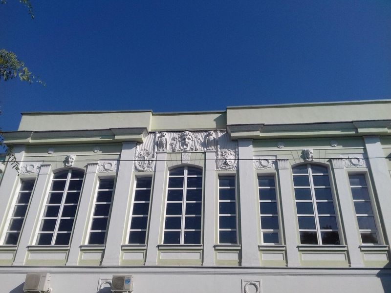 Индивидуальная экскурсия «Магия кино-Евпатории» - индивидуальная экскурсия в Евпатории пешком длительностью 2.5 часа с количеством участников до 4 человек цена экскурсии 4000₽
