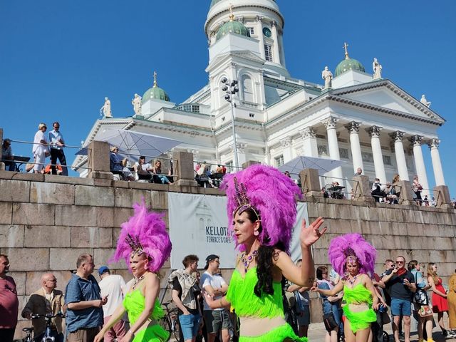 Индивидуальная автомобильно-пешеходная экскурсия в Хельсинки — фото 3
