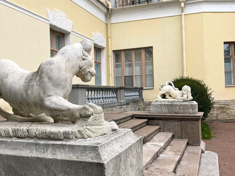 Скульптуры