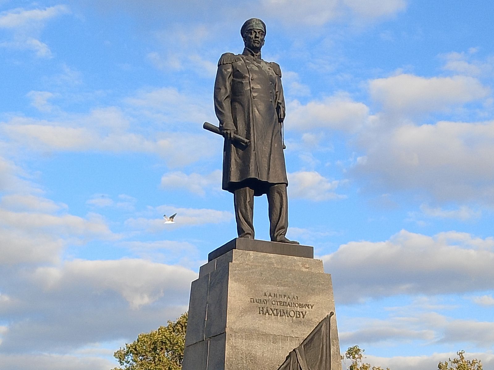 Памятник адмиралу П.С. Нахимову

